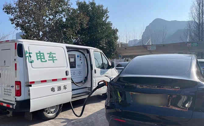 兴仁汽车搭电